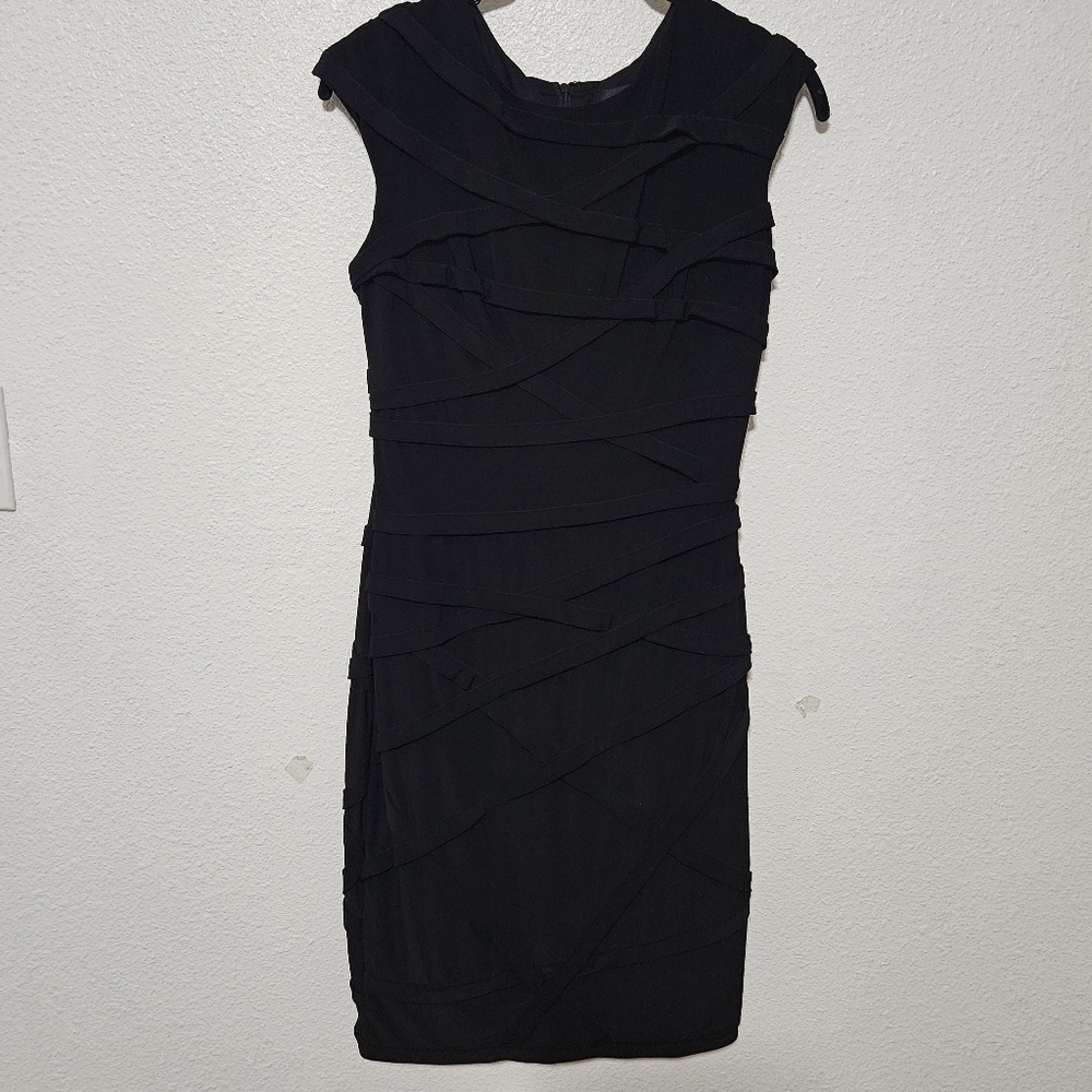 Adrianna Papell textured bodycon style dress size 2